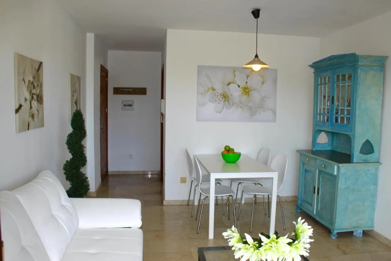 Daire Strandwohnung Mit Meerblick Zentrale Lage, Wifi, Klima Alcudia